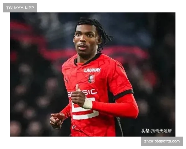 雷恩公布对阵朗斯大名单，两名主力后卫因累计黄牌停赛